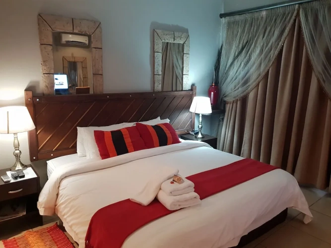 1 Bedroom Luxury Suite