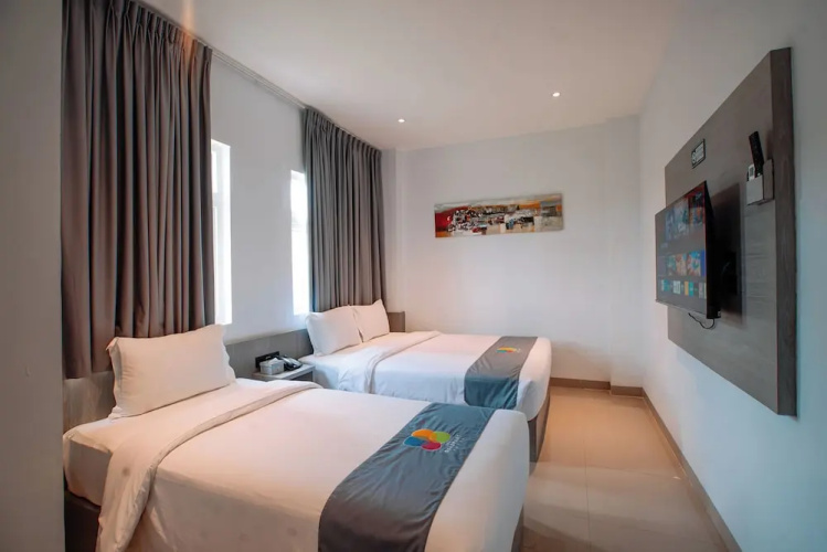 The Quadrant Hotel KNO