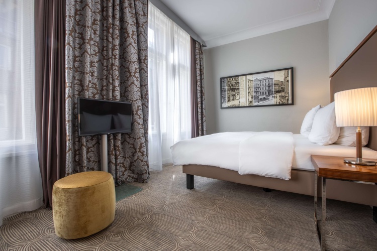 Superior room