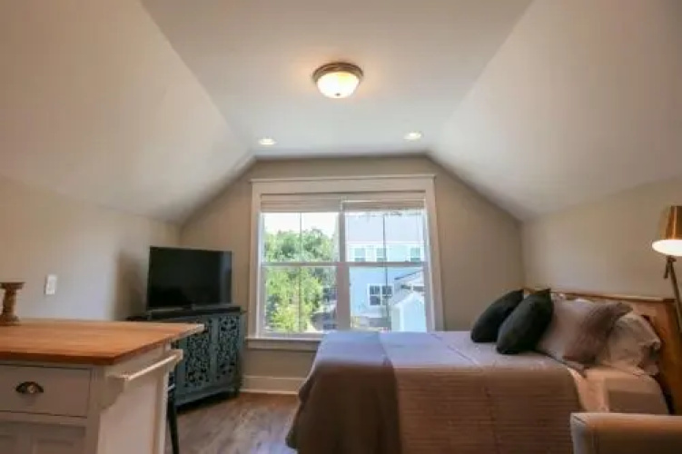 Celtic Carriage House