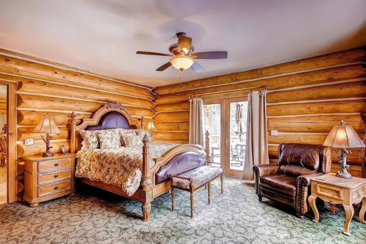 Ski Classic Lodge