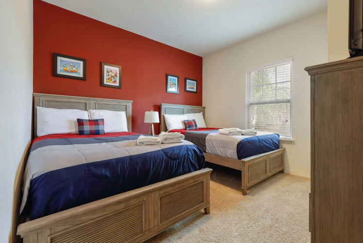 Family Spacious 3BR Townhouse With Pool Access