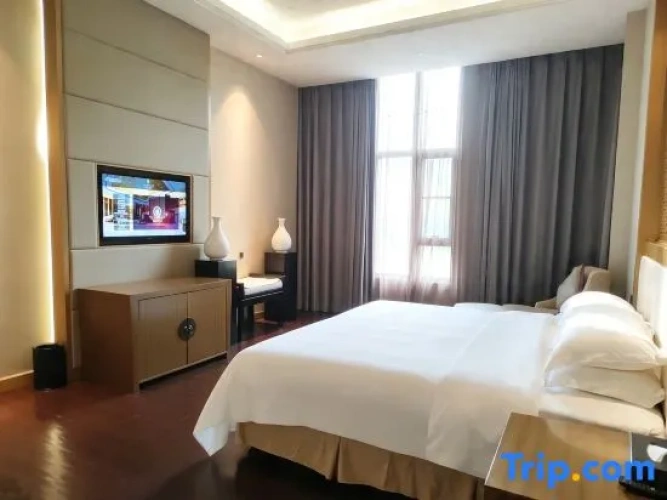 Deluxe Double Suite