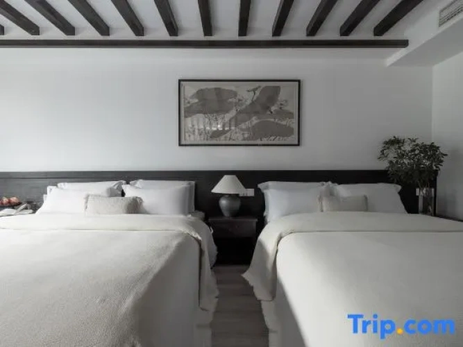 Luxury Twin room