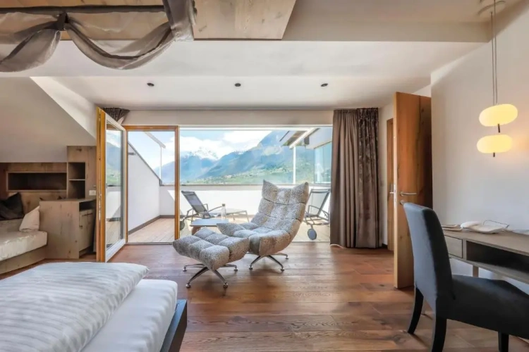 Deluxe Double Suite