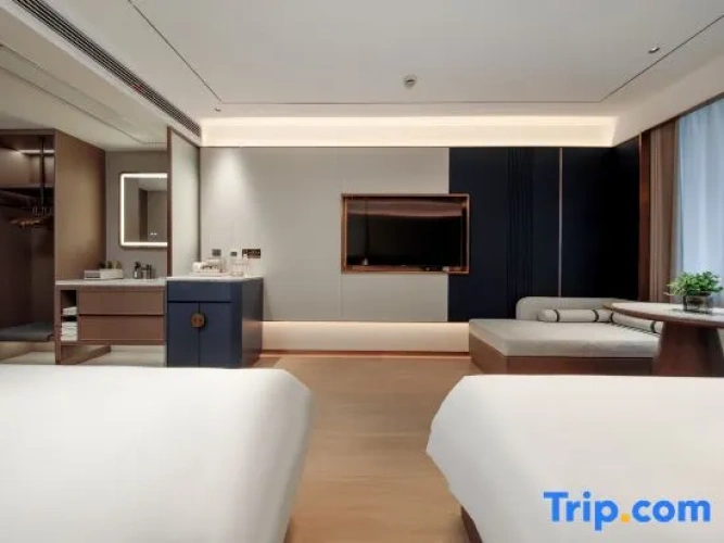 Premium Twin room