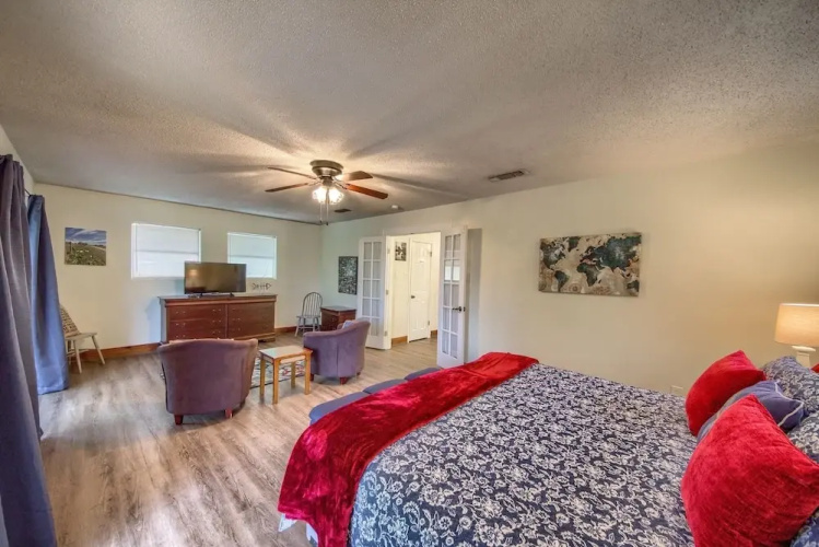 Texas River Haus LD1683