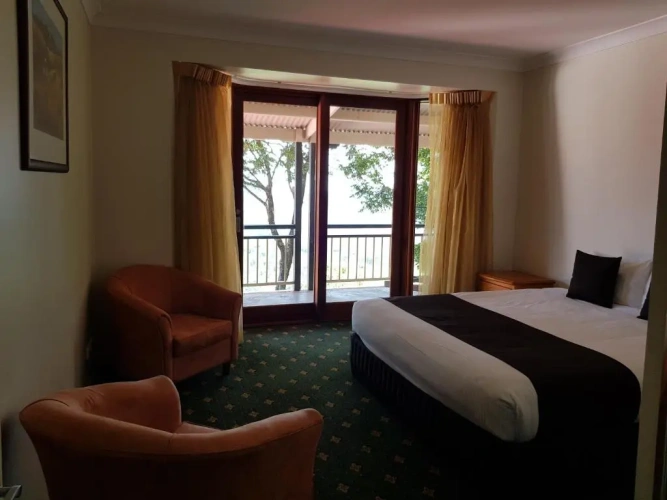 2 Bedrooms Apartment with sea view