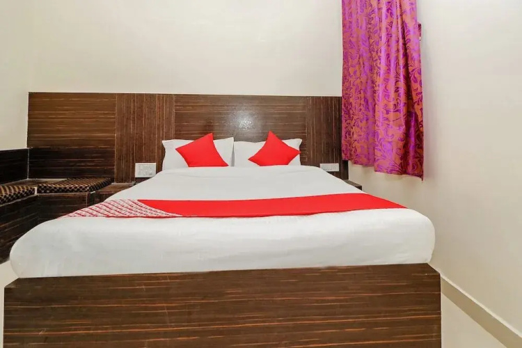 Hotel Summer Hill by OYO Rooms