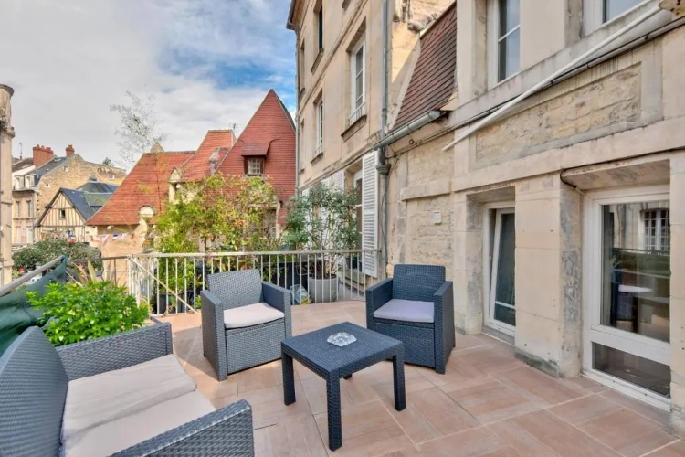 1 Bedroom Apartment