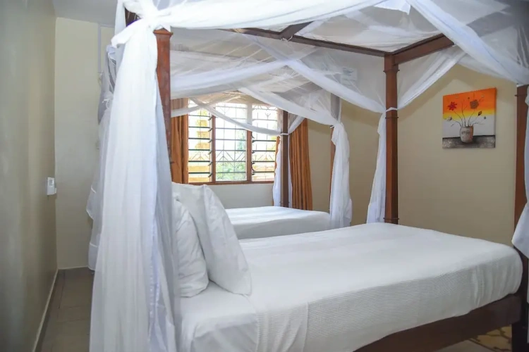 1 Bedroom Apartment with balcony and beachfront