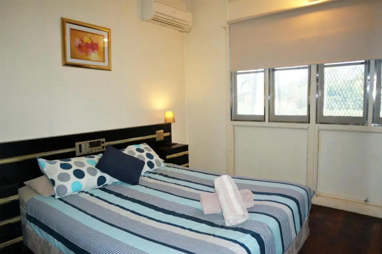 10 Tautog Street
