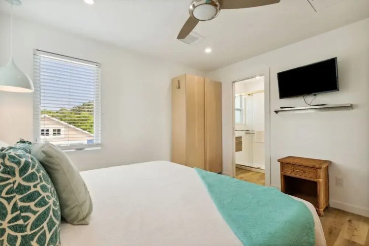 Blueberry Dunes Beach Cottage - Pet Friendly - Pool