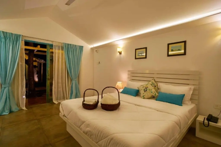 Double Cottage