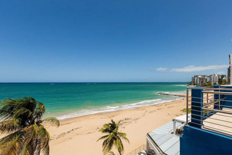 The Tryst Beachfront Hotel photo 17