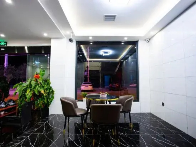 Shanshan Flame E-sports Hotel