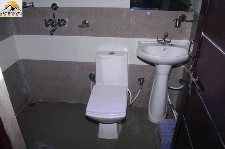 Dev Bhoomi Resort