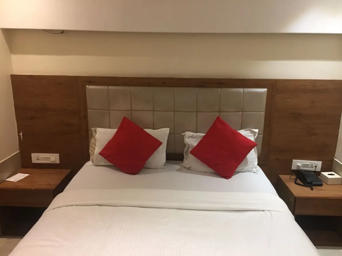 Hotel Regal Inn