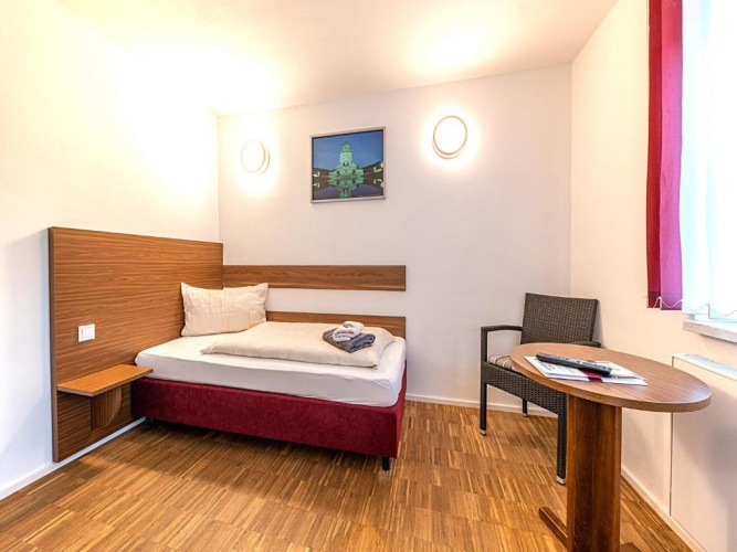 Standard Single room