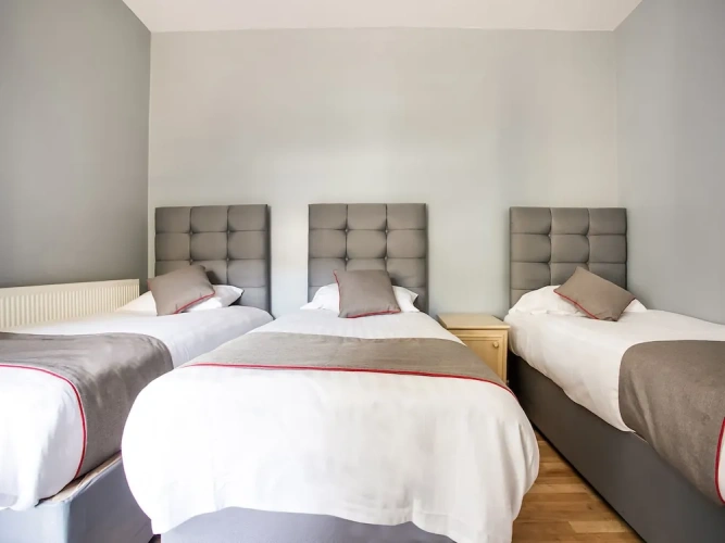 Deluxe Family Suite