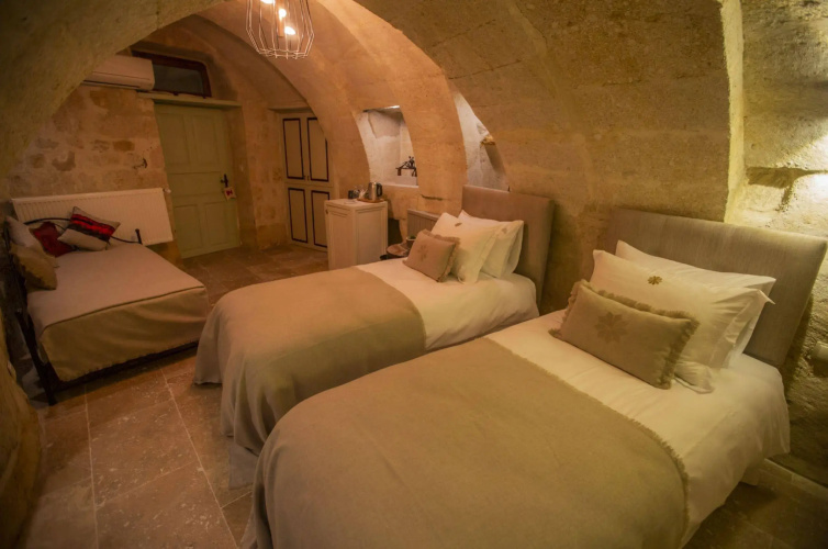 Dokya Hotel