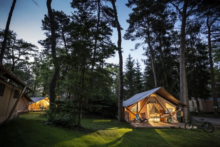 2 Bedrooms Tent