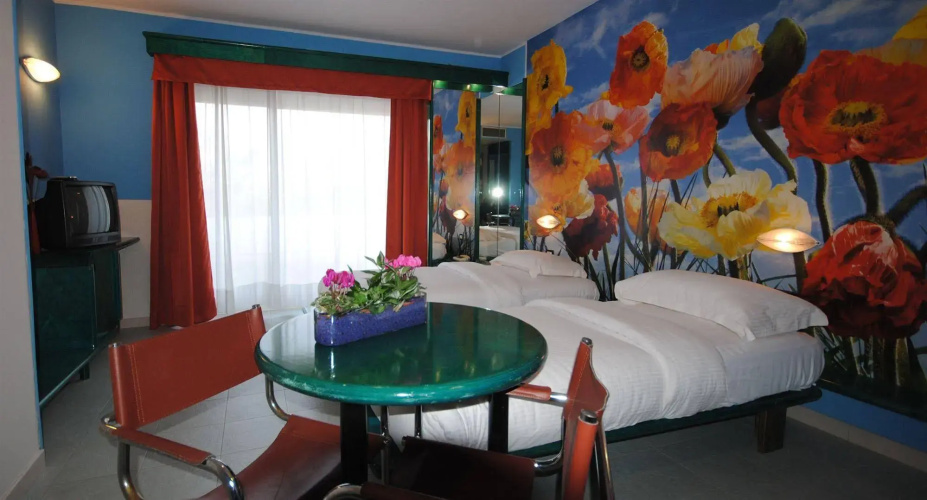 Business Hotel