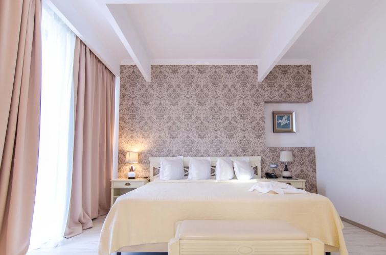 Phoenicia Luxury Hotel