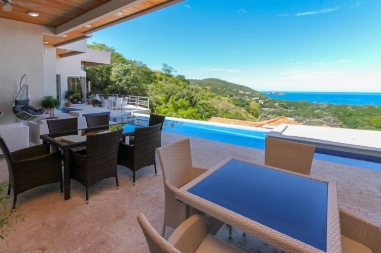 5 Bedrooms Luxury Villa with ocean view