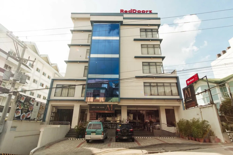 RedDoorz Premium @ Rimando Road Baguio Over view