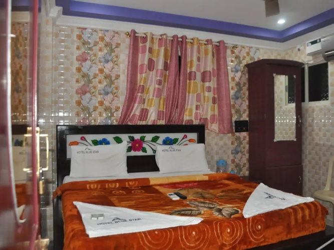 Hotel Blue Star