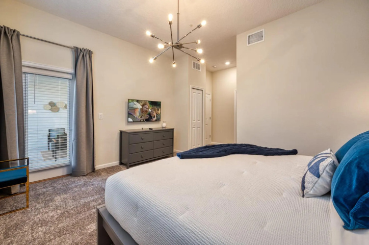 Comfortable and charming home near Disney
