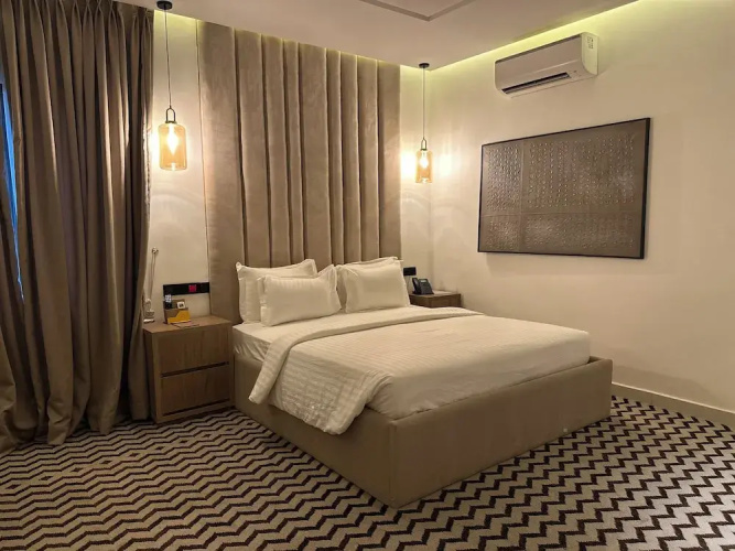 Elysian Hotel