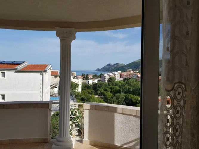 Standard Quadruple room with sea view