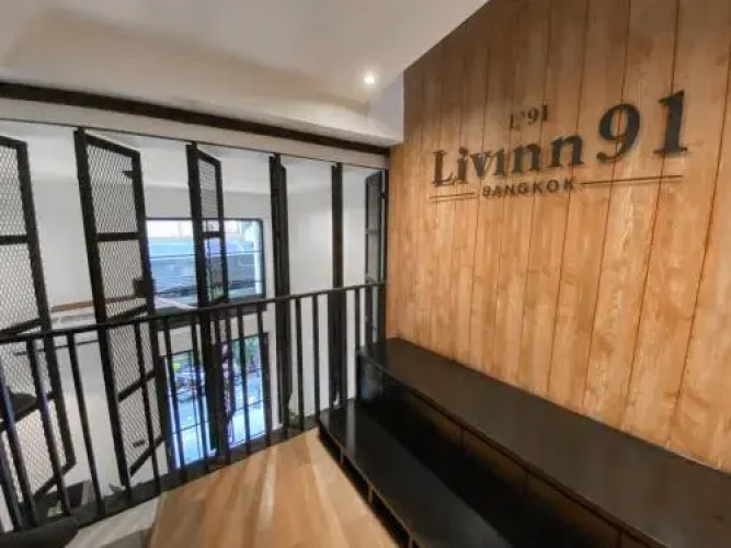 Livinn91 Hotel