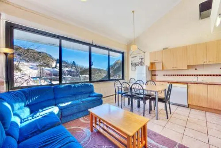 Snow Ski Apartments 14