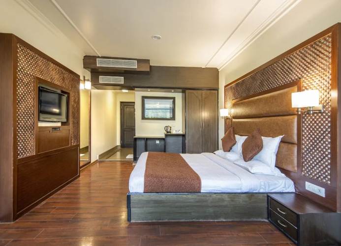 Hotel Grand Mahal