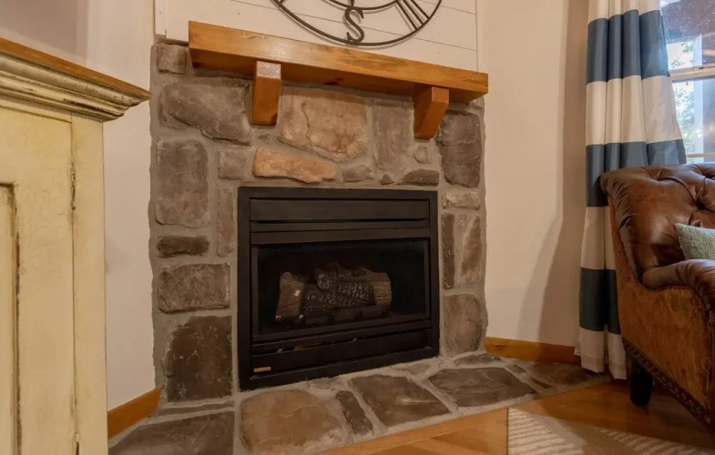 Paradise Lodge 2 Bedroom Home by RedAwning