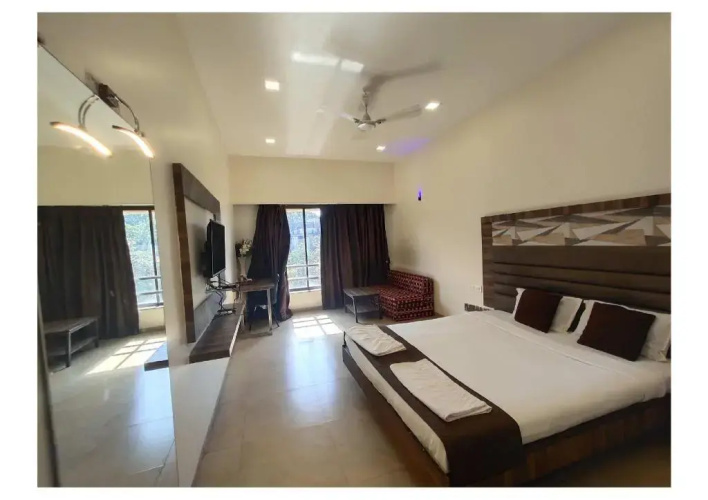 Hotel Lalit Inn
