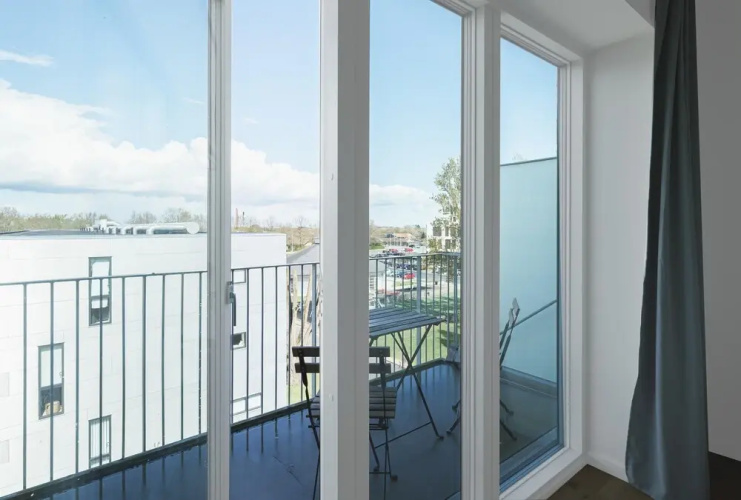 Beautiful Studio w Balcony