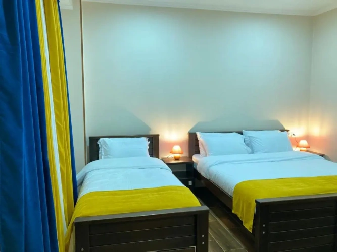 Standard Triple room