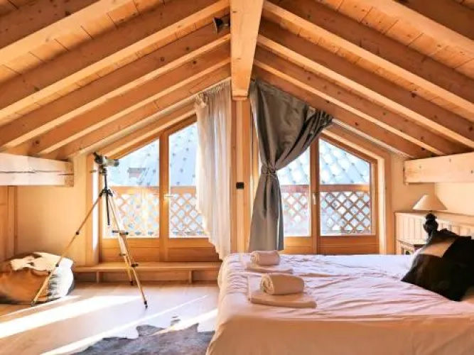 APARTMENT LONGVIEW - Central Chamonix - Sleeps 8