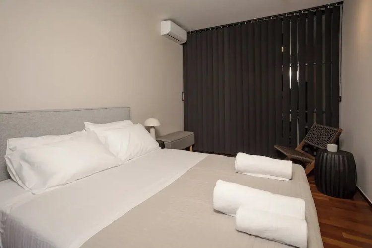 Demmi Central 2BR Designer Apt