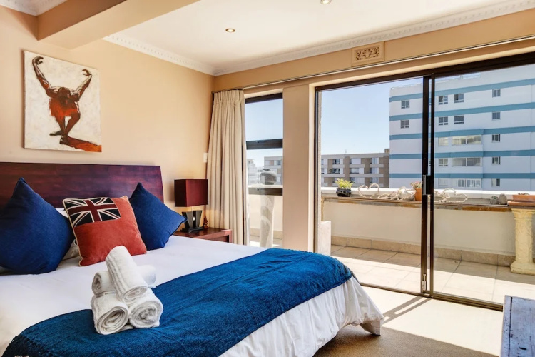 Kingsgate Penthouse 54
