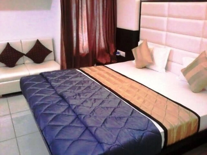 Hotel apple Inn Bharuch