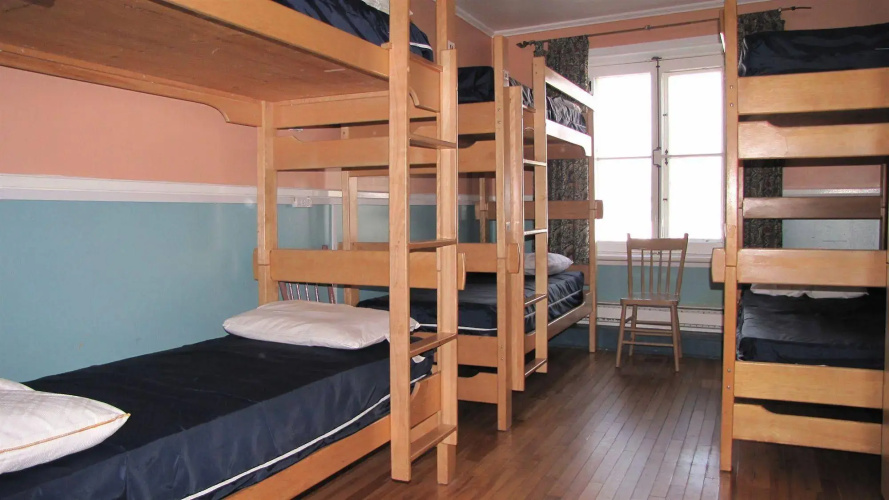 Auberge de la Paix - Hostel