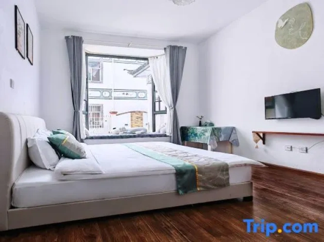 Standard Double room with courtyard view