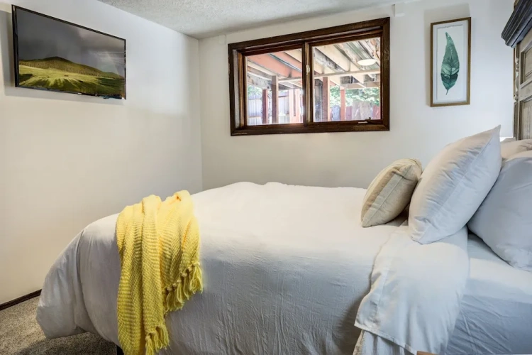 4 Bedrooms Premium Cottage with mountain view