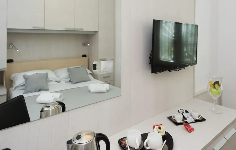 Andenis Luxury House