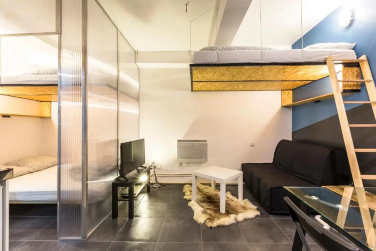 Unusual and charming 25m² near LE MARAIS
